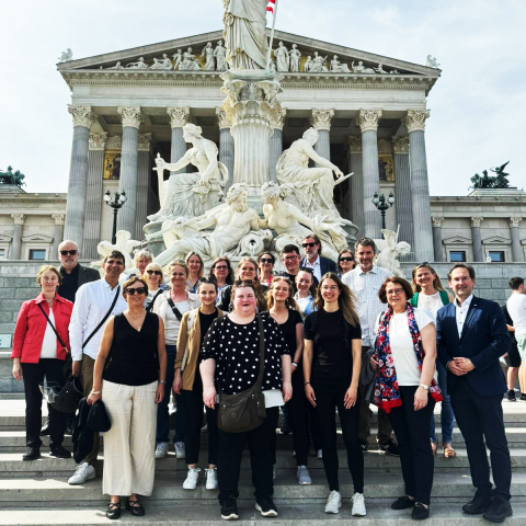 Lehrkräfte der BHAK Korneuburg besuchen das Parlament